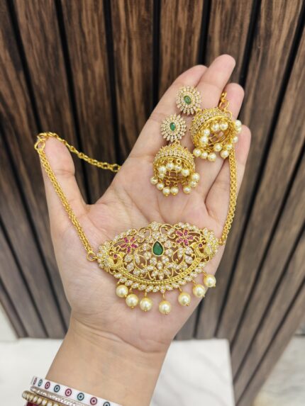 Alisha necklace