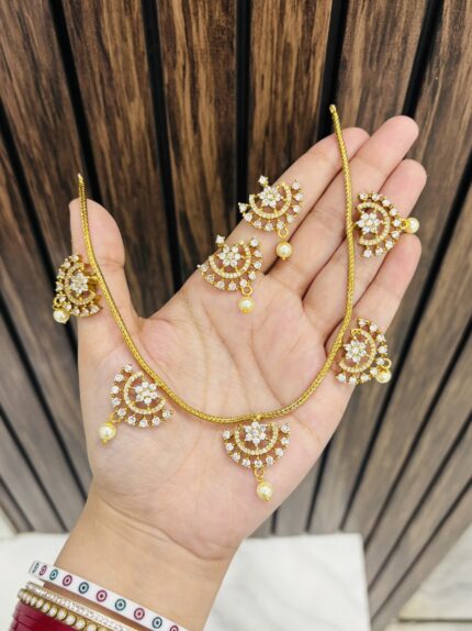 Kavya necklace