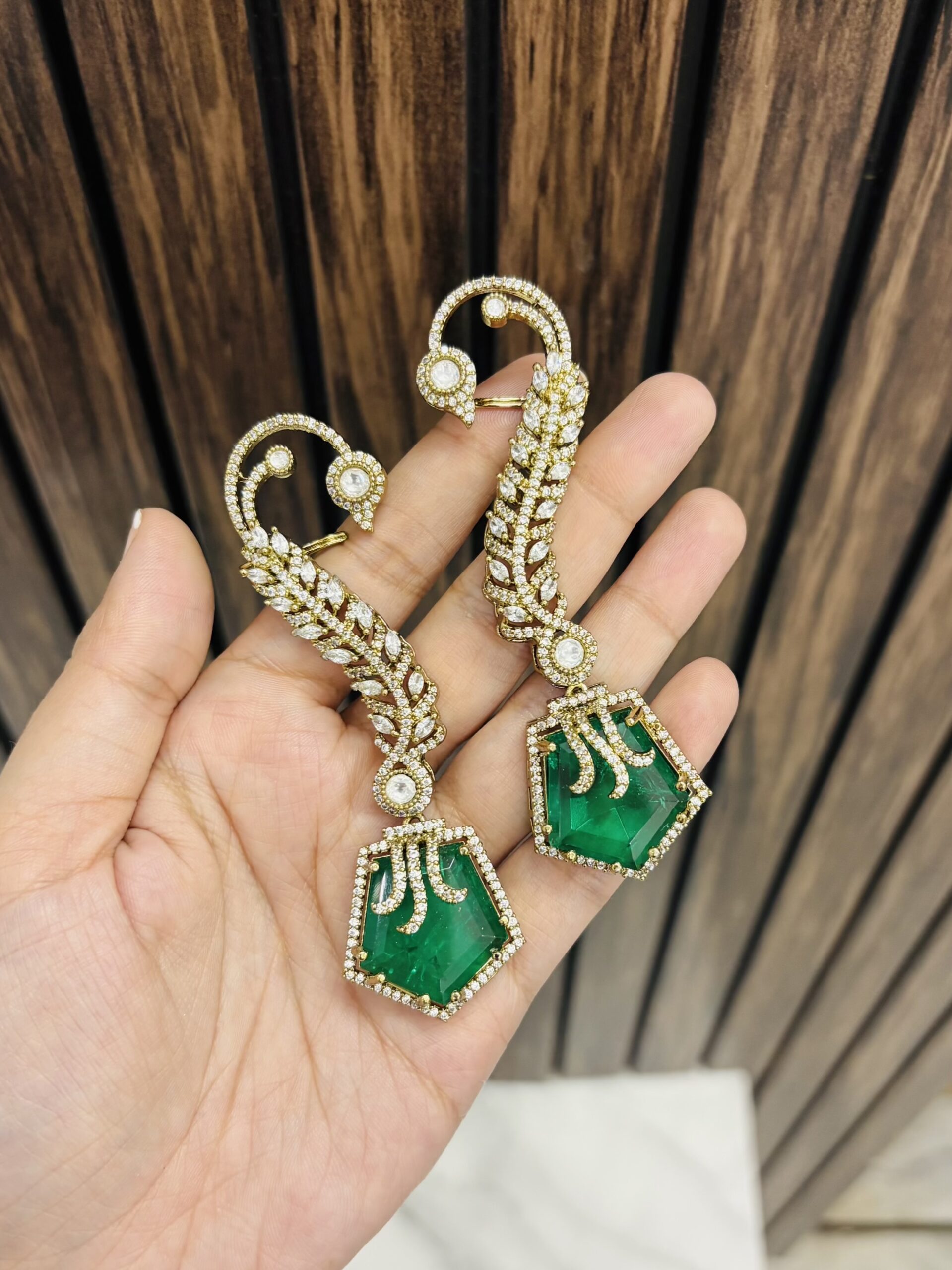IMG_9029-compressed Nalini earcuff Green - Image 1