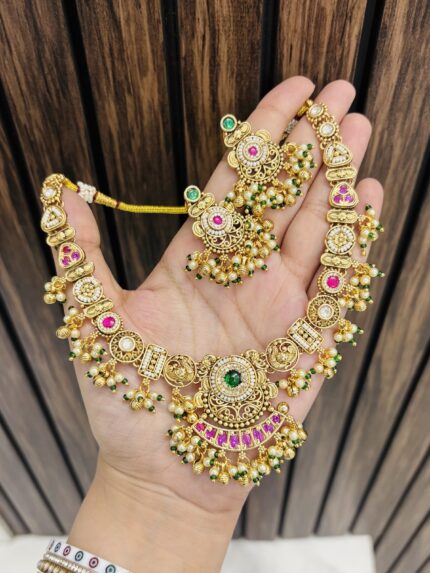 Aisha gold alike necklace Green