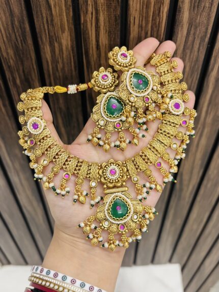 Sejal gold alike necklace Green