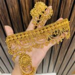 Rashme necklace with earrings and mangtika
