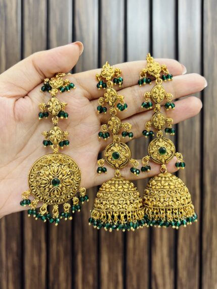 Soniya Earrings with mangtika Green