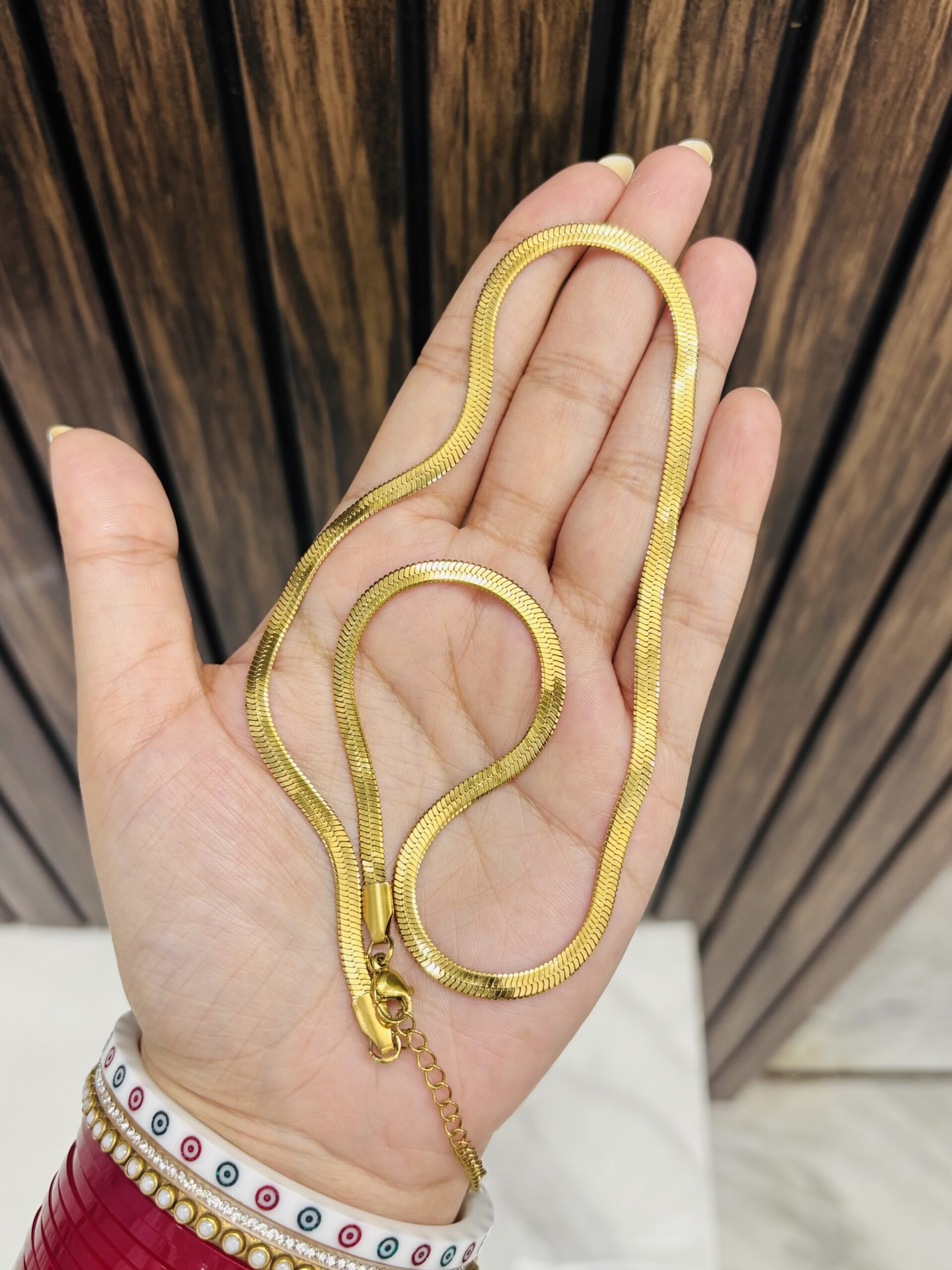 IMG_3266-compressed Snake gold alike chain - Image 1
