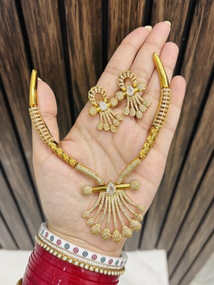 Misha necklace