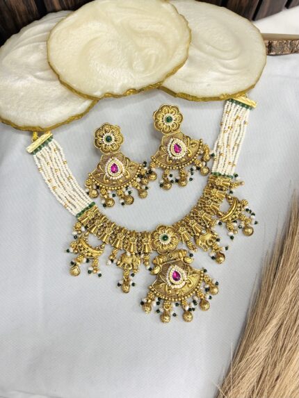 Akansha Gold a like necklace