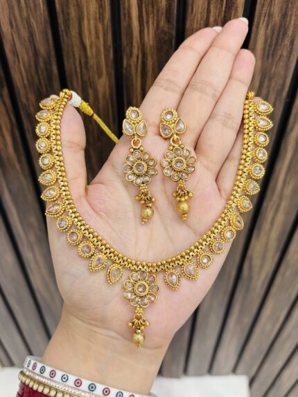 Rakhi Gold a like necklace