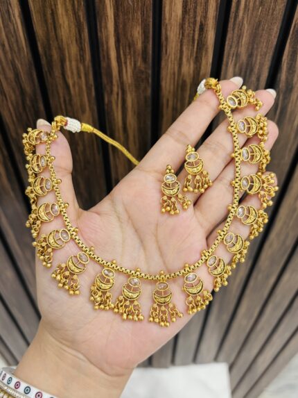 Arushi Gold a like necklace
