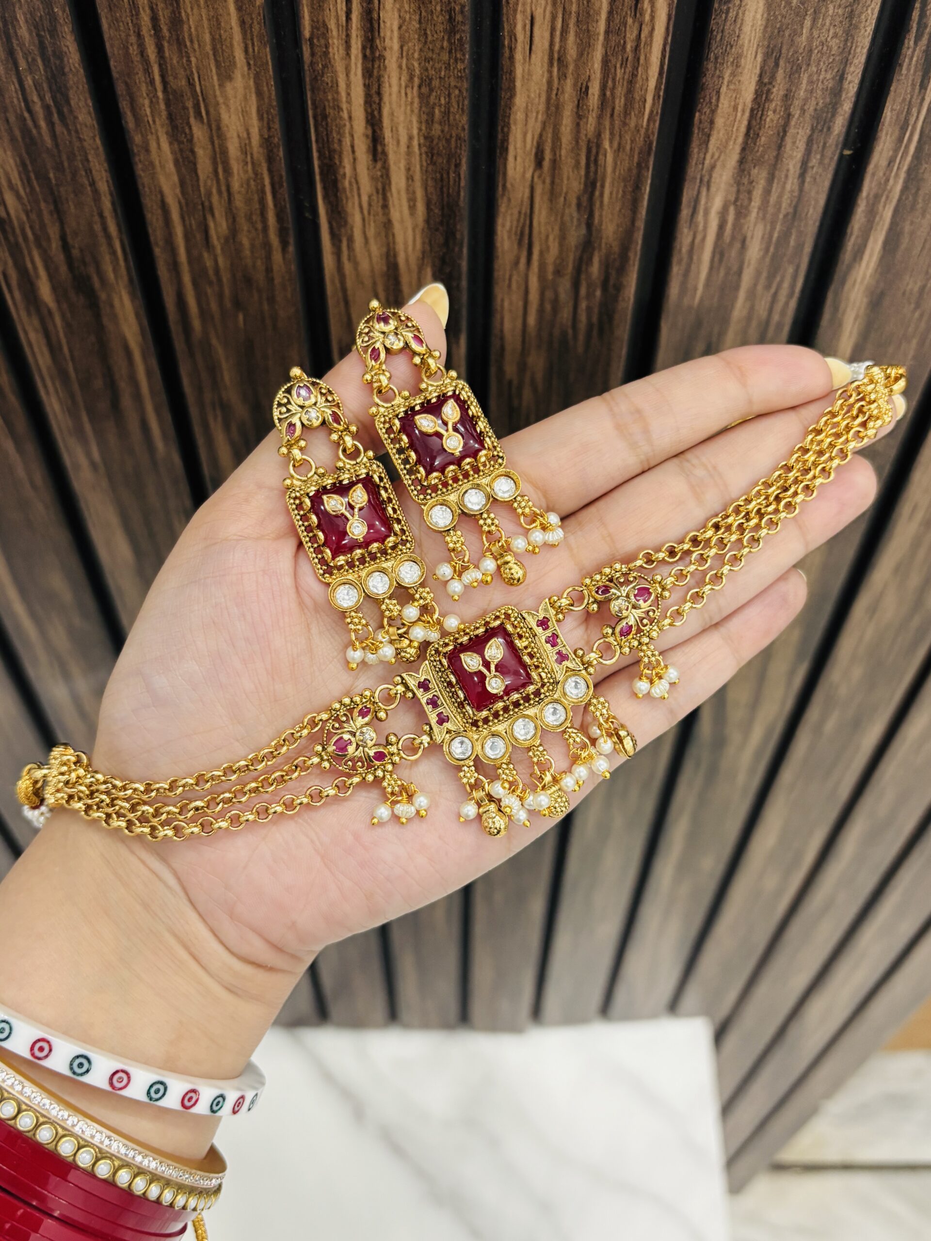IMG_4898 Sumaiya Gold a like necklace Ruby - Image 1